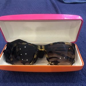 Tory Burch tortoiseshell plastic sunglasses